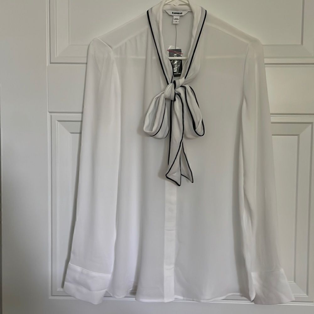 New Express White Long Sleeve Blouse